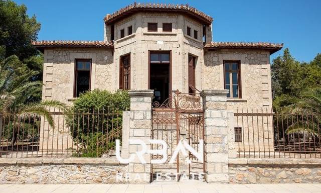 (For Sale) Residential Villa || Piraias/Aigina - 390 Sq.m, 6 Bedrooms, 2.450.000€ 